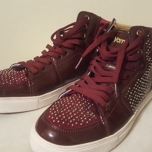 Maroon Studded hi top Sneakers. Sz.40